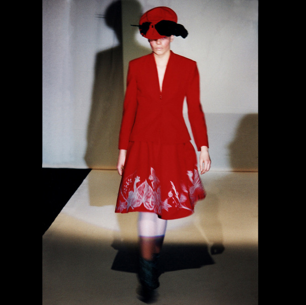 04_show_in_Paris_2000