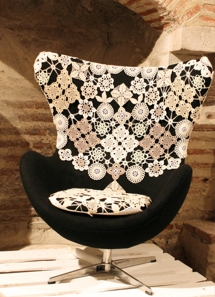 01_egg-chair-interpratacija-LG